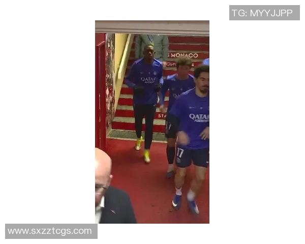 博格巴在对阵巴萨的精彩表现引发球迷热议与期待